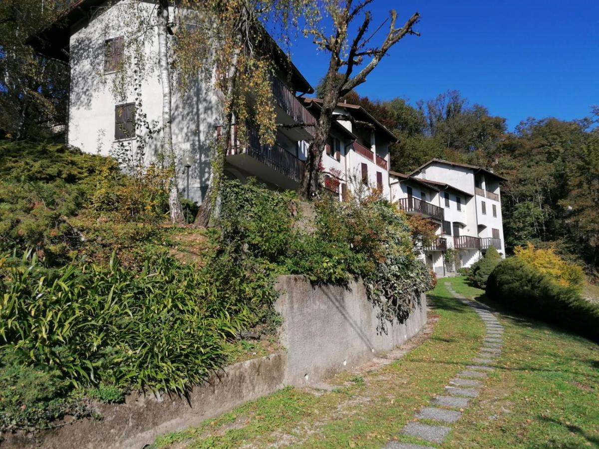 La Finestra Sul Lago Bed & Breakfast Brusimpiano Bagian luar foto