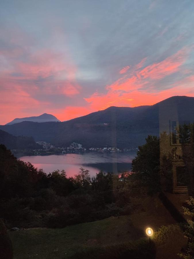 La Finestra Sul Lago Bed & Breakfast Brusimpiano Bagian luar foto